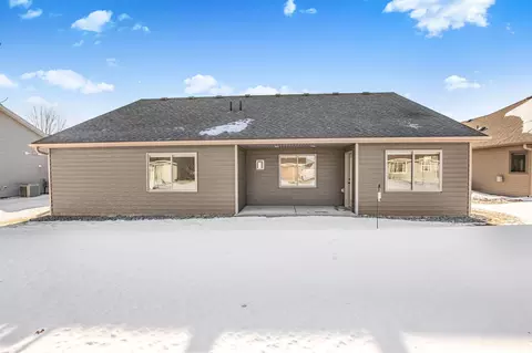 Exterior - 144 Glenview Loop, Saint Cloud, MN 56303 photo 6 of 7