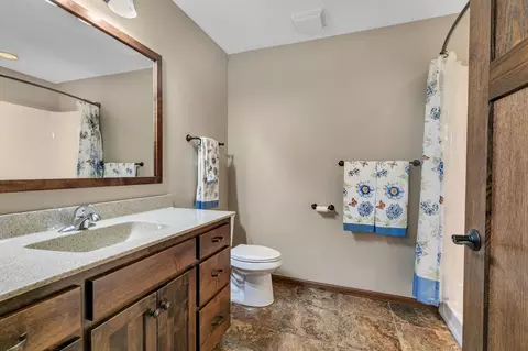 Bath - 144 Glenview Loop, Saint Cloud, MN 56303 photo 1 of 2