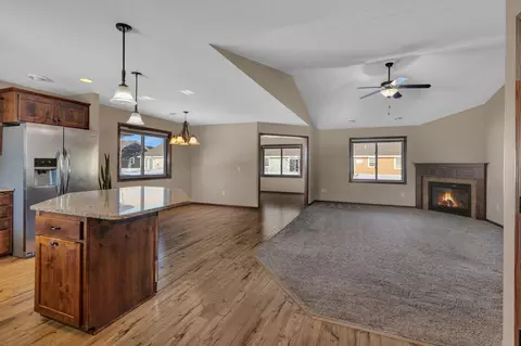 Living - 144 Glenview Loop, Saint Cloud, MN 56303 photo 2 of 5