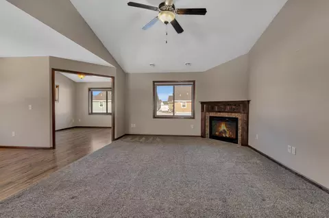 Living - 144 Glenview Loop, Saint Cloud, MN 56303 photo 3 of 5