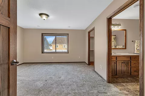 Bedroom - 144 Glenview Loop, Saint Cloud, MN 56303 photo 2 of 4