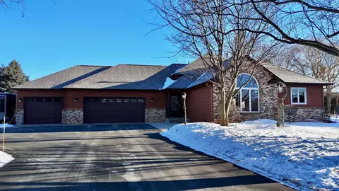 1820 Case Ln, Saint Cloud, MN 56303 photo 3
