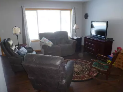 1120 3rd Ave NE, Milaca, MN 56353 photo 23