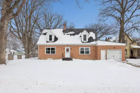 110 8th St SE, Long Prairie, MN 56347