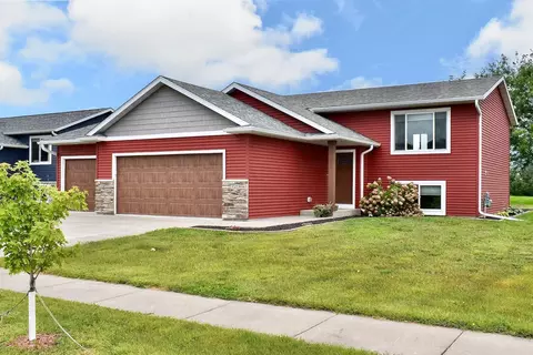 1025 Majestic St, Wabasha, MN 55981