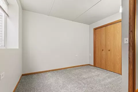 Bedroom - 902 Cheryl Ave, Marshall, MN 56258 photo 6 of 8