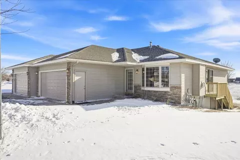 1539 Sequoia Ln, New Richmond, WI 54017