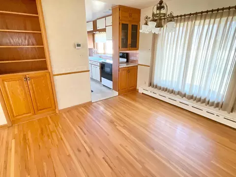 Dining - 1503 16th St SW, Austin, MN 55912 photo 1 of 1