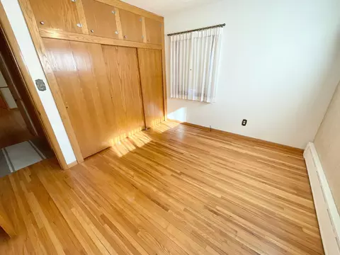 Bedroom - 1503 16th St SW, Austin, MN 55912 photo 4 of 6
