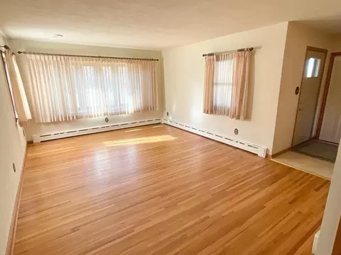 Living - 1503 16th St SW, Austin, MN 55912 photo 2 of 3