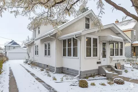 2310 6th St NE, Minneapolis, MN 55418