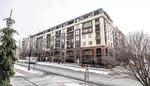 317 Groveland Ave #713, Minneapolis, MN 55403
