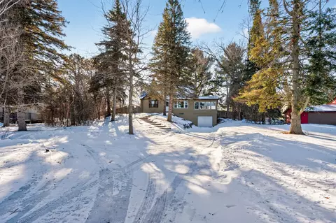 296 Sherwood Rd, Shoreview, MN 55126