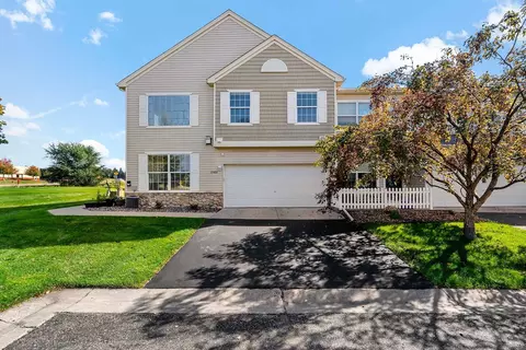19500 Blue Jay Ct, Farmington, MN 55024
