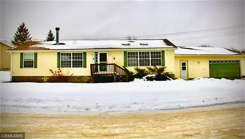 106 Deerwood Dr, Gilbert, MN 55741