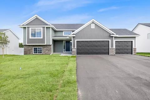 18545 Salem St NW, Elk River, MN 55330