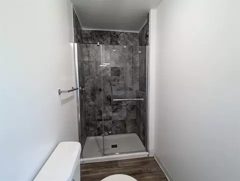 Bath - 417 W 5th St, Duluth, MN 55806 photo 1 of 4