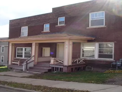 Exterior - 609-611 N 4th Ave E, Duluth, MN 55805 photo 4 of 4