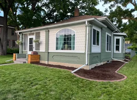 429 S Main St, Le Sueur, MN 56058