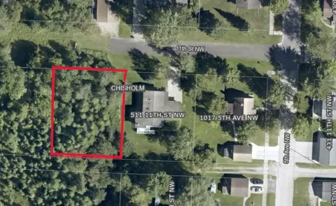 5 Nn 11th St NW, Chisholm, MN 55719