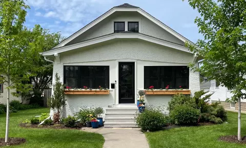 1691 Hartford Ave, Saint Paul, MN 55116