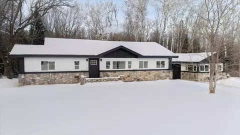 Exterior - 38138 Hocking Rd, Bigfork, MN 56628 photo 7 of 9