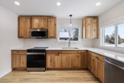 Kitchen - 38138 Hocking Rd, Bigfork, MN 56628 photo 4 of 5