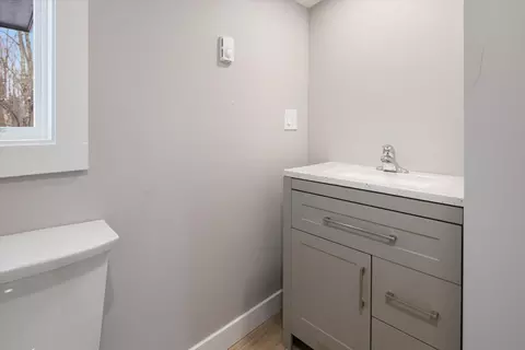 Bath - 38138 Hocking Rd, Bigfork, MN 56628 photo 3 of 4