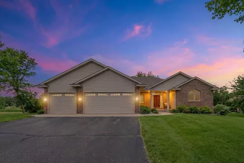 20270 Polk St NW, Elk River, MN 55330