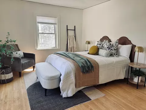 Bedroom - 2815 E 2nd St, Duluth, MN 55812 photo 1 of 8