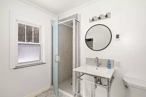 Bath - 2815 E 2nd St, Duluth, MN 55812 photo 2 of 3