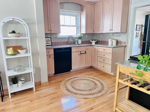 Kitchen - 2815 E 2nd St, Duluth, MN 55812 photo 2 of 4