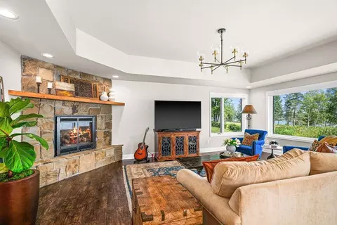 8353 Congdon Blvd, Duluth, MN 55804 photo 5