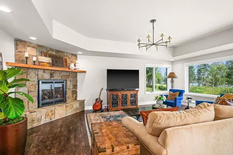 8353 Congdon Blvd, Duluth, MN 55804 photo 4