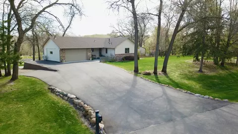 21265 Concord St NW, Elk River, MN 55330
