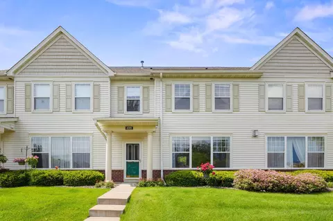 6595 Linwood Dr NE, Albertville, MN 55301