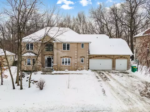 13936 Woodridge Path, Savage, MN 55378