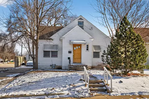 1208 4th Ave SE, Rochester, MN 55904