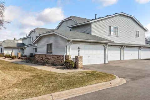 11101 Drake St NW, Coon Rapids, MN 55433