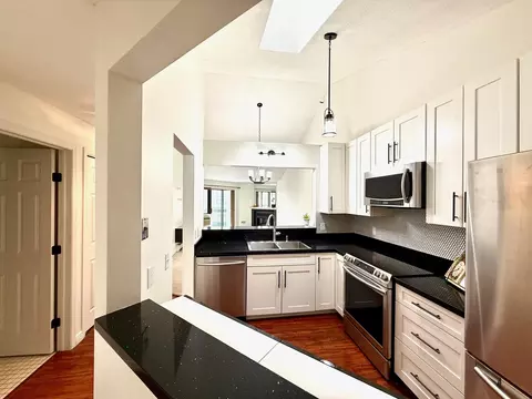 7605 Edinborough Way #6314, Edina, MN 55435