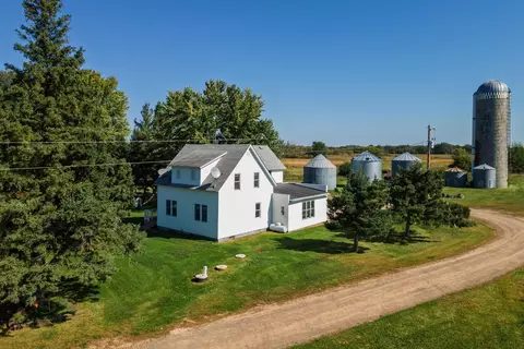 1642 S Hill Ave, Ogilvie, MN 56358