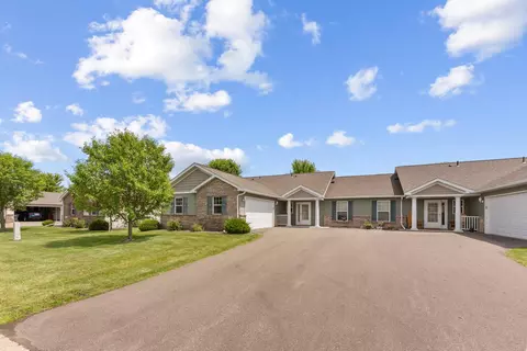 1430 S Irving Ave, Rush City, MN 55069