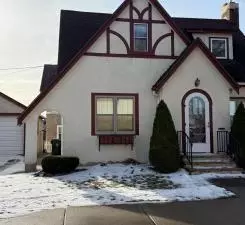 303 E Lafayette St, Mankato, MN 56001