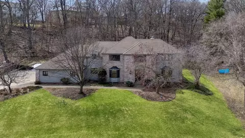 1337 Woodland Dr SW, Rochester, MN 55902