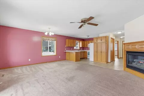 Living - 314 Bogey Ln, Cold Spring, MN 56320 photo 4 of 5
