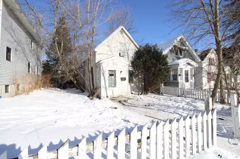 Exterior - 2869 Exeter St, Duluth, MN 55806 photo 2 of 3