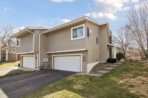 9665 Brighton Ln, Eden Prairie, MN 55347