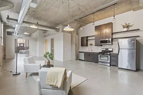 718 Washington Ave N #503, Minneapolis, MN 55401