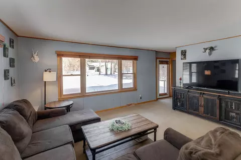 Living - 4575 Crawford St, Brainerd, MN 56401 photo 2 of 4