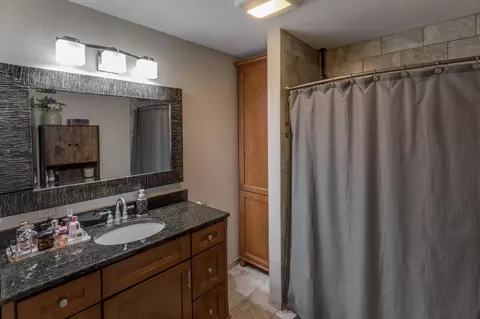 Bath - 4575 Crawford St, Brainerd, MN 56401 photo 1 of 3